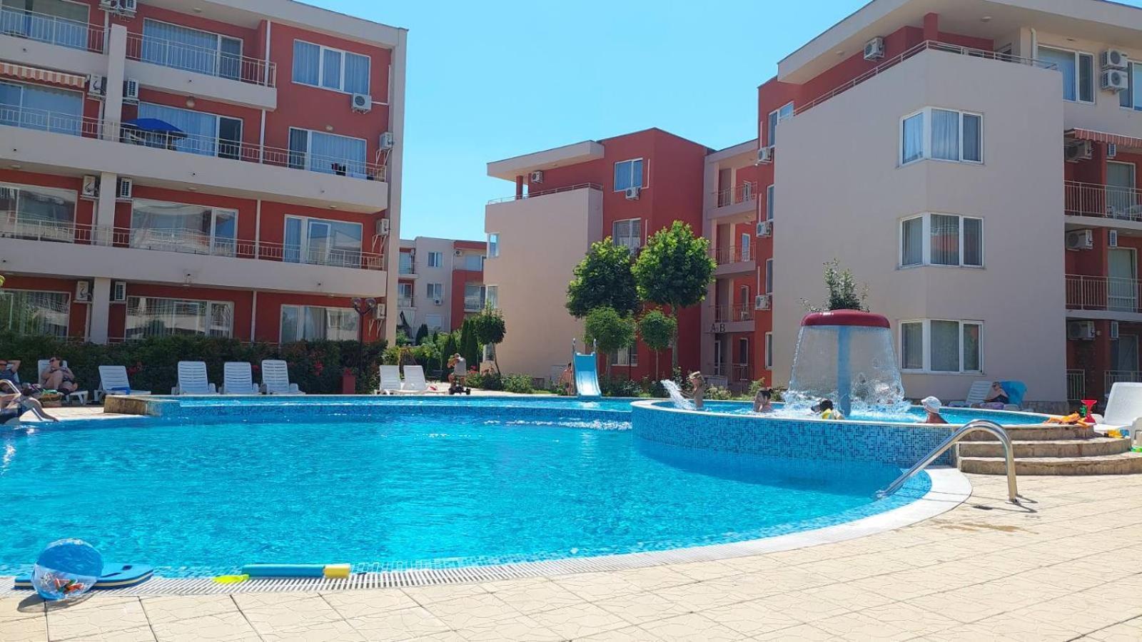 Studio 99 Nessebar Fort Noks Club Pantai Sunny Bagian luar foto